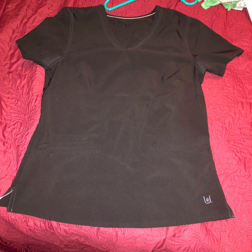 Scrub top
